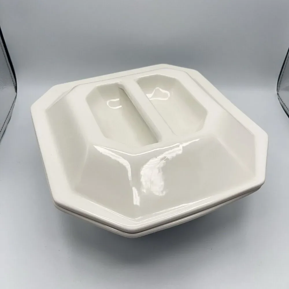 Spode A Symmetry 4pt / 2.3L Lidded Casserole 10.5